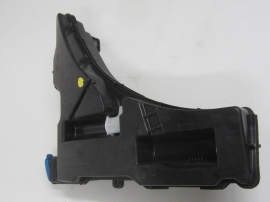 Audi - window washer bottle - 8W6955451